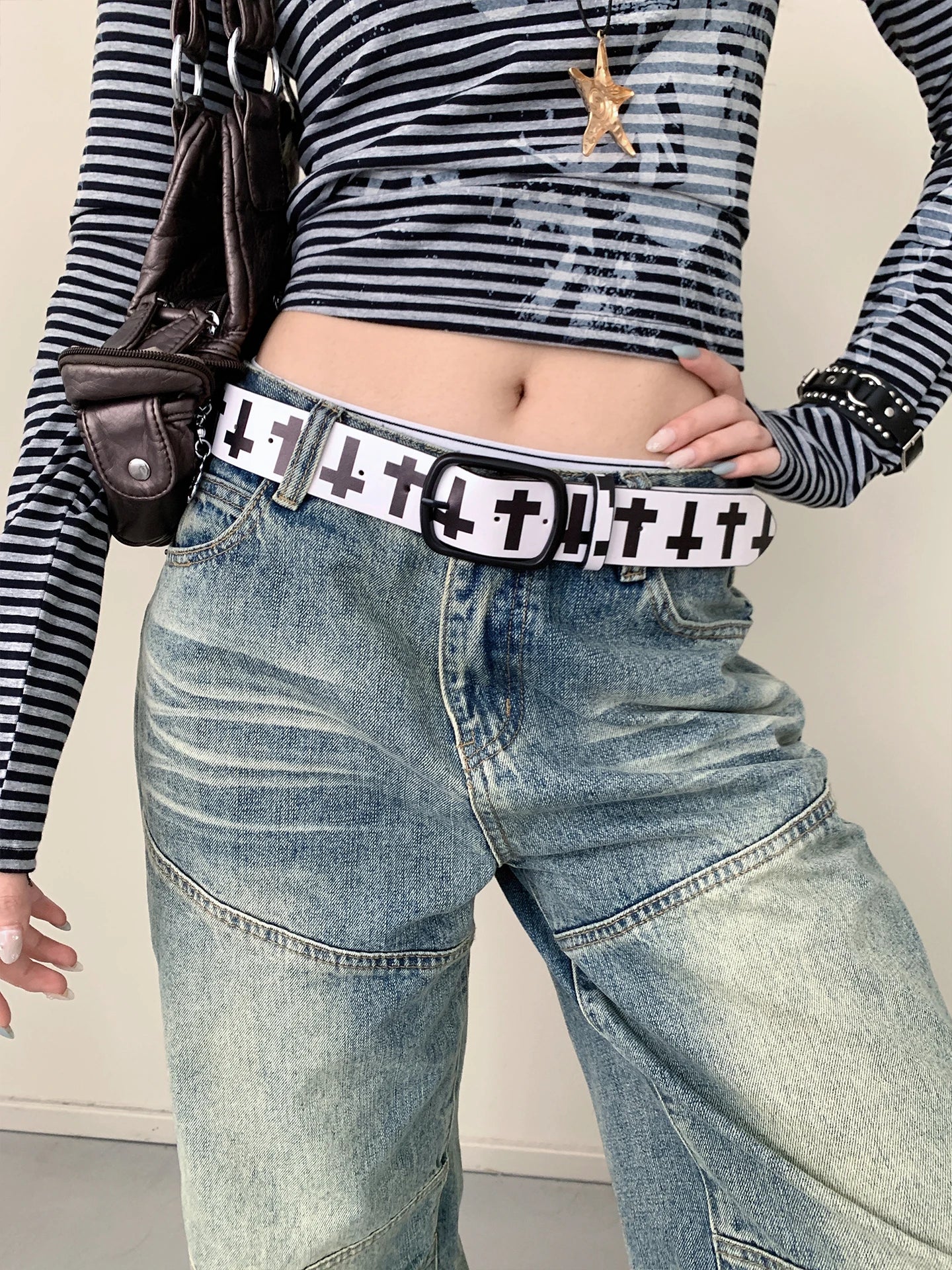 Retro Punk Style Cross Print Belt Women's High-End Niche Metal Buckle Leather Belt With Jeans Strap